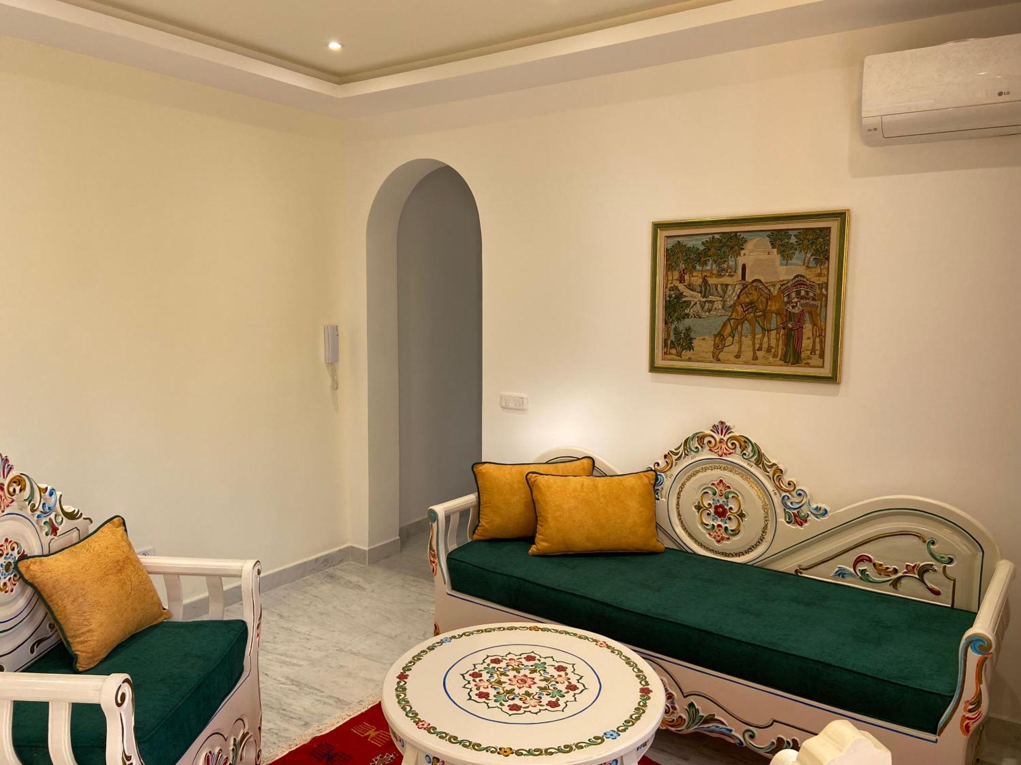 Marsa-Sidi Bousaid Cosy Authentic Apartment La Marsa Buitenkant foto