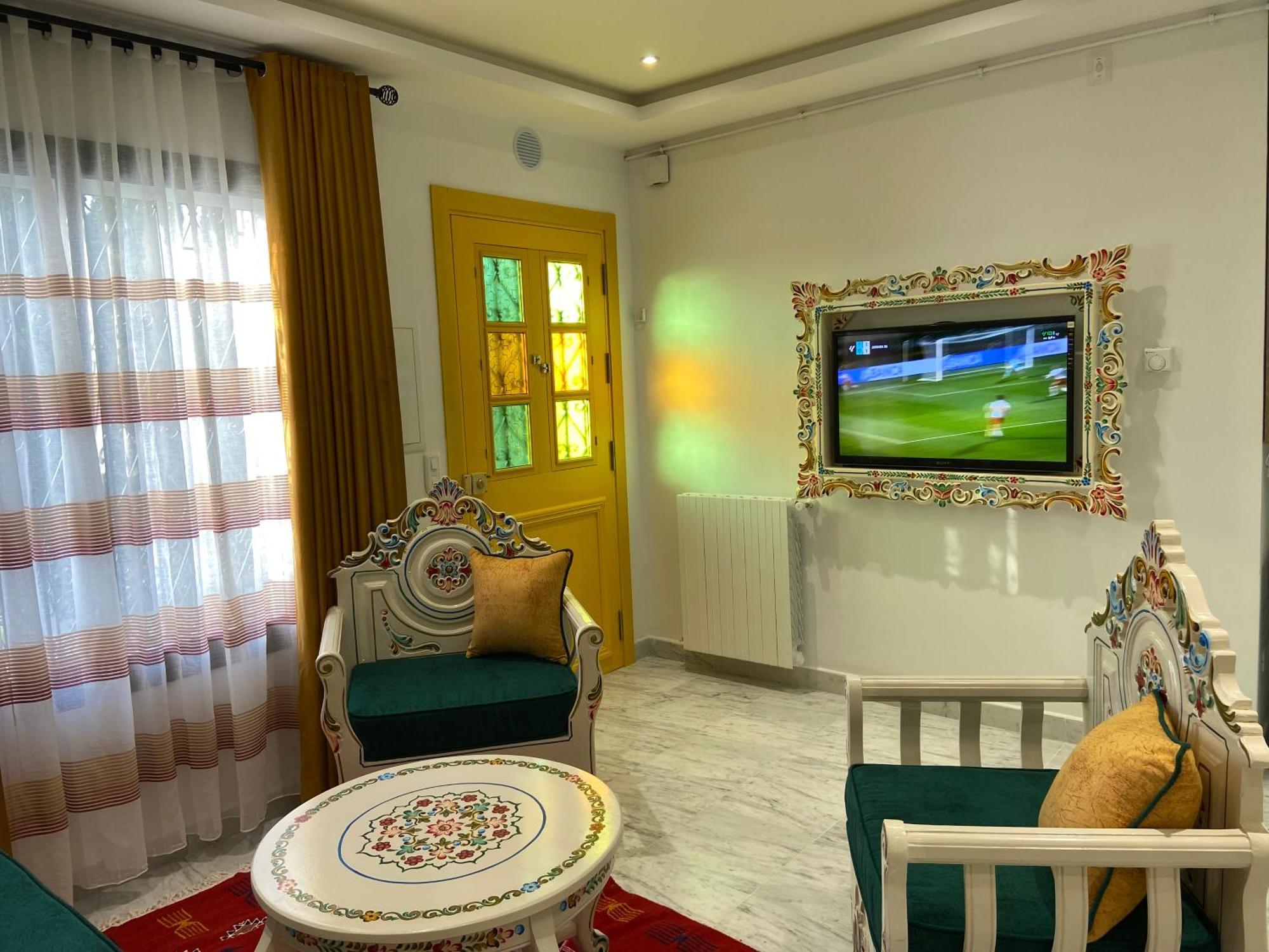 Marsa-Sidi Bousaid Cosy Authentic Apartment La Marsa Buitenkant foto