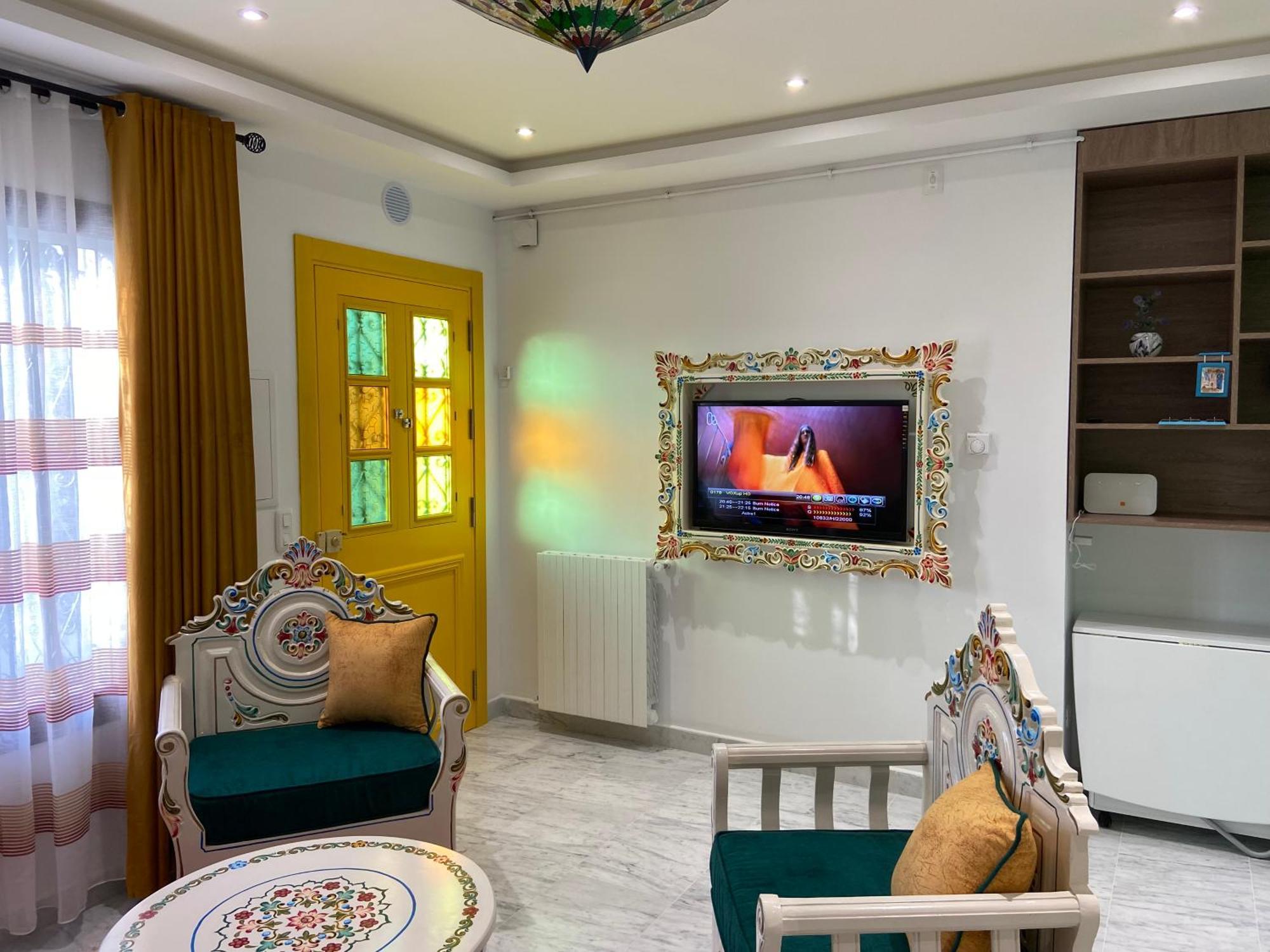 Marsa-Sidi Bousaid Cosy Authentic Apartment La Marsa Buitenkant foto