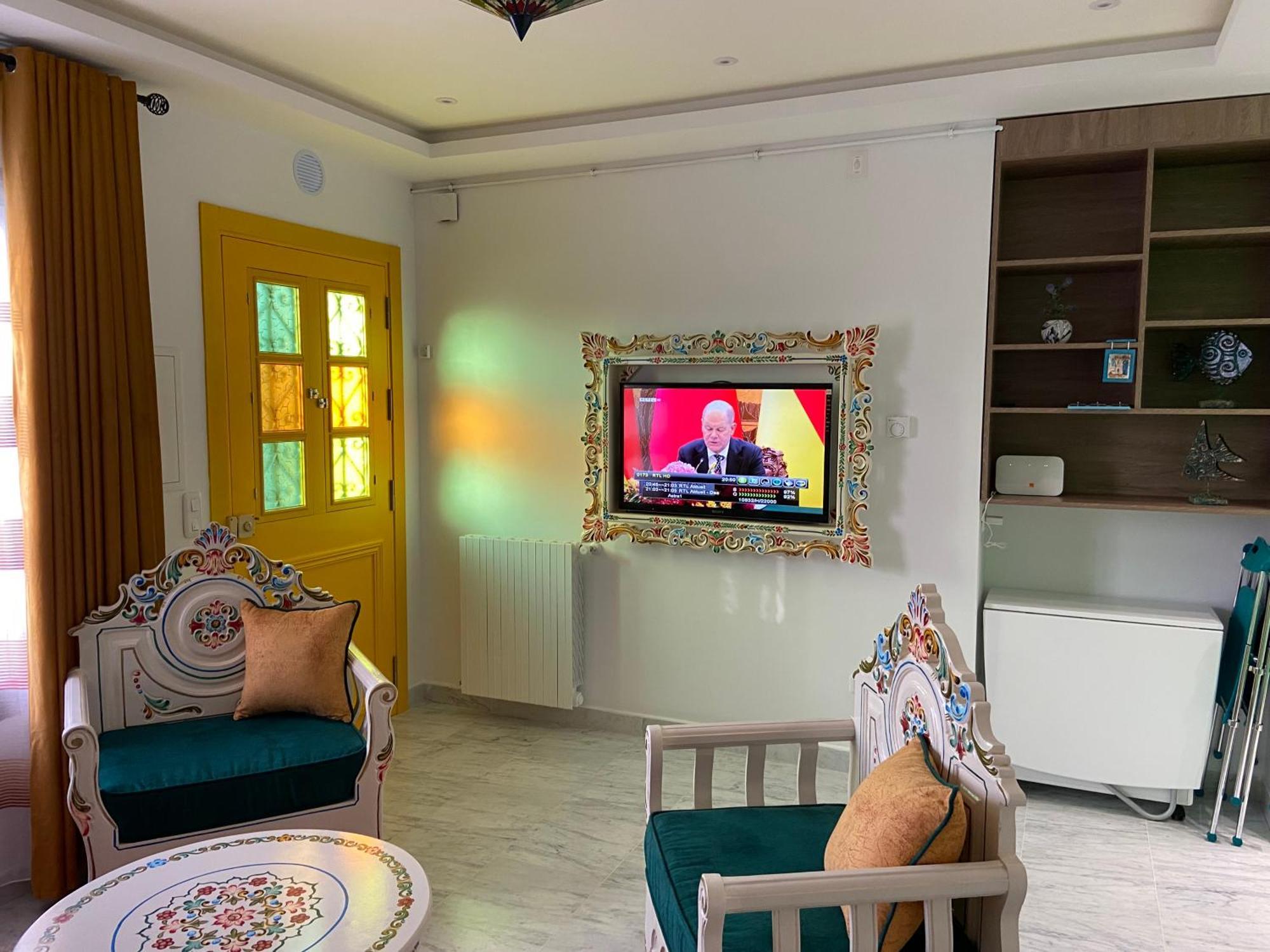 Marsa-Sidi Bousaid Cosy Authentic Apartment La Marsa Buitenkant foto
