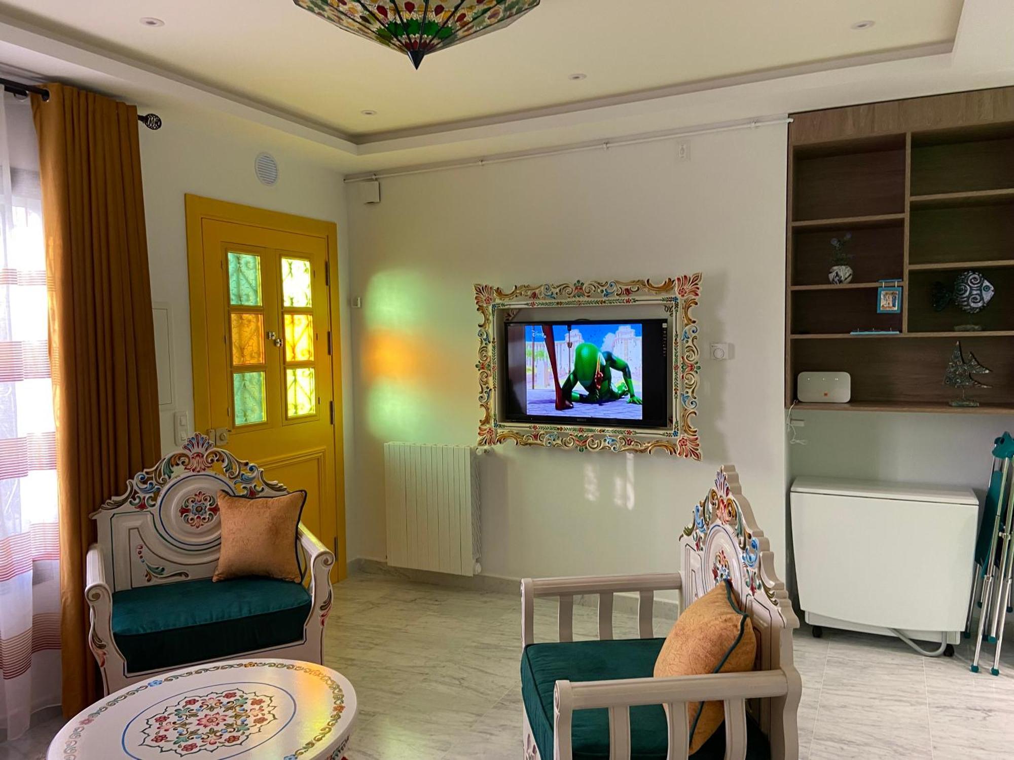 Marsa-Sidi Bousaid Cosy Authentic Apartment La Marsa Buitenkant foto