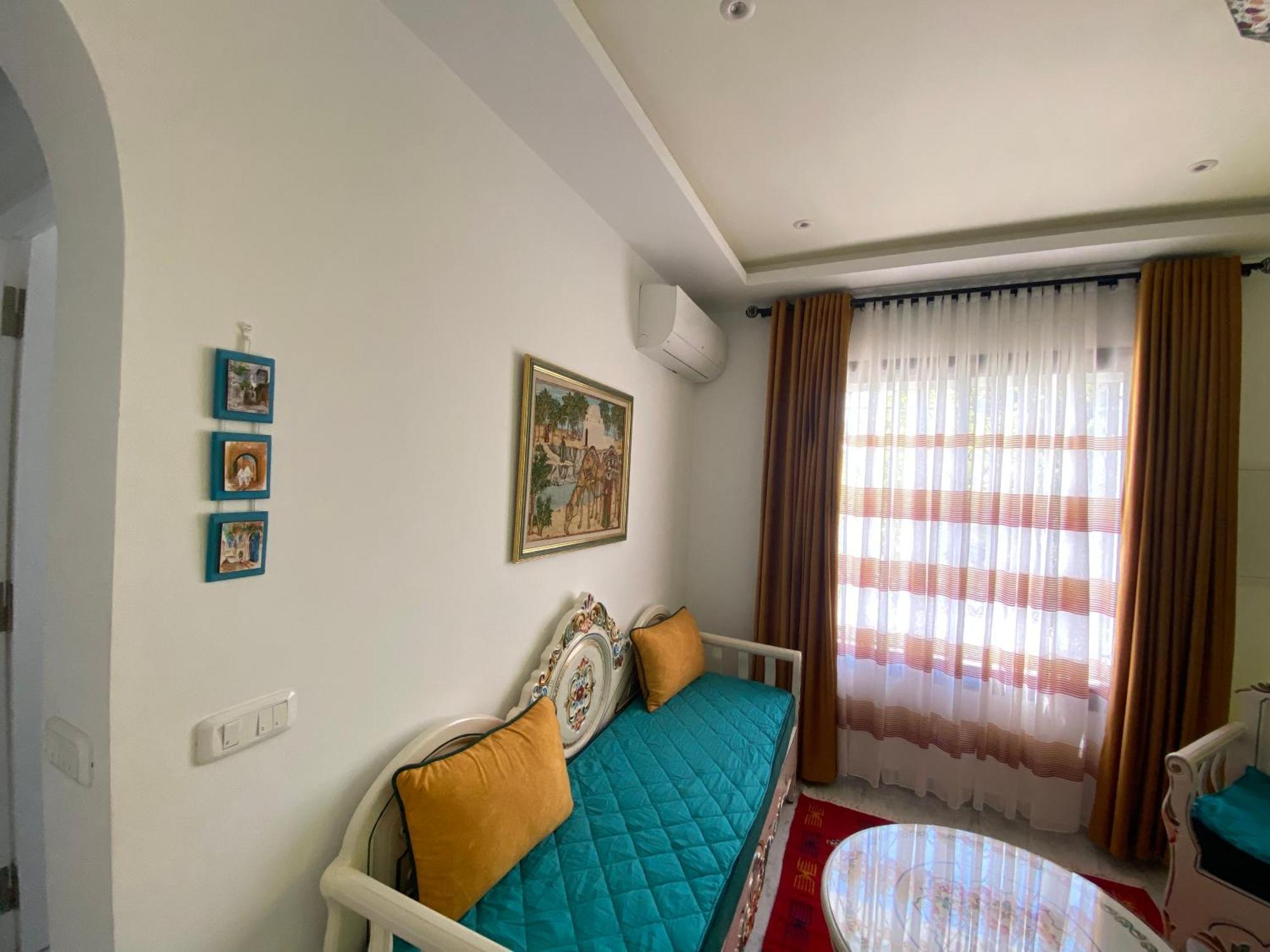 Marsa-Sidi Bousaid Cosy Authentic Apartment La Marsa Buitenkant foto